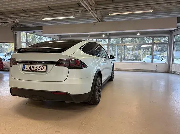 Tesla Model X 2023 photo 3
