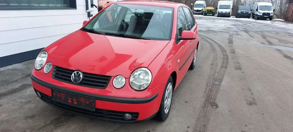 Volkswagen Polo 2002 photo 2