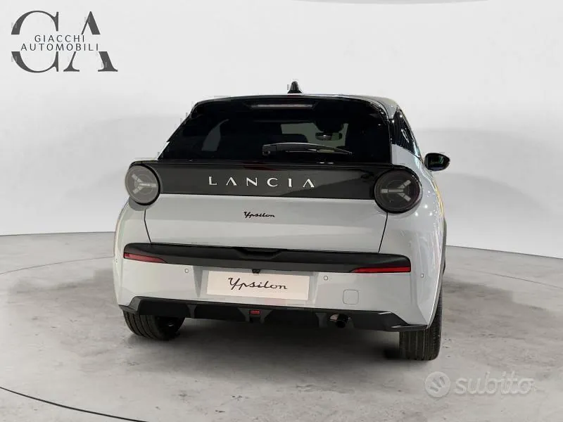 Lancia Ypsilon 2025 photo 4