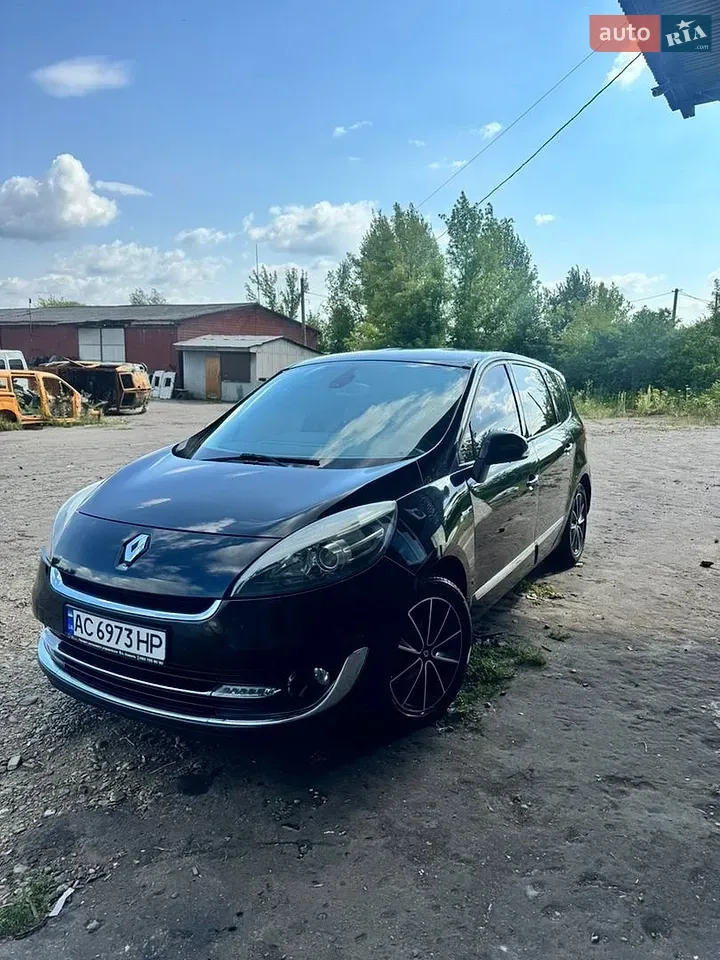 Renault Scenic 2013 photo 4