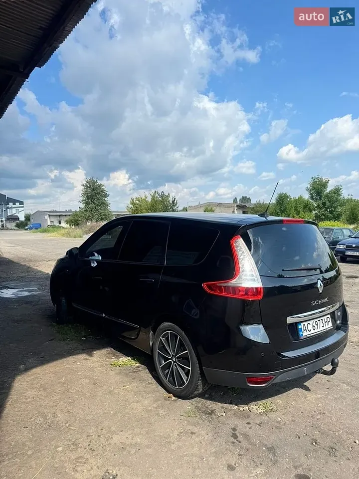 Renault Scenic 2013 photo 3