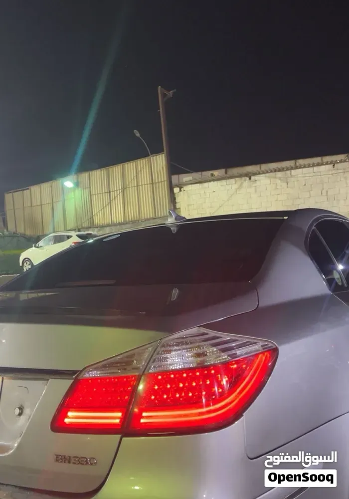 Genesis G80 2010 photo 2