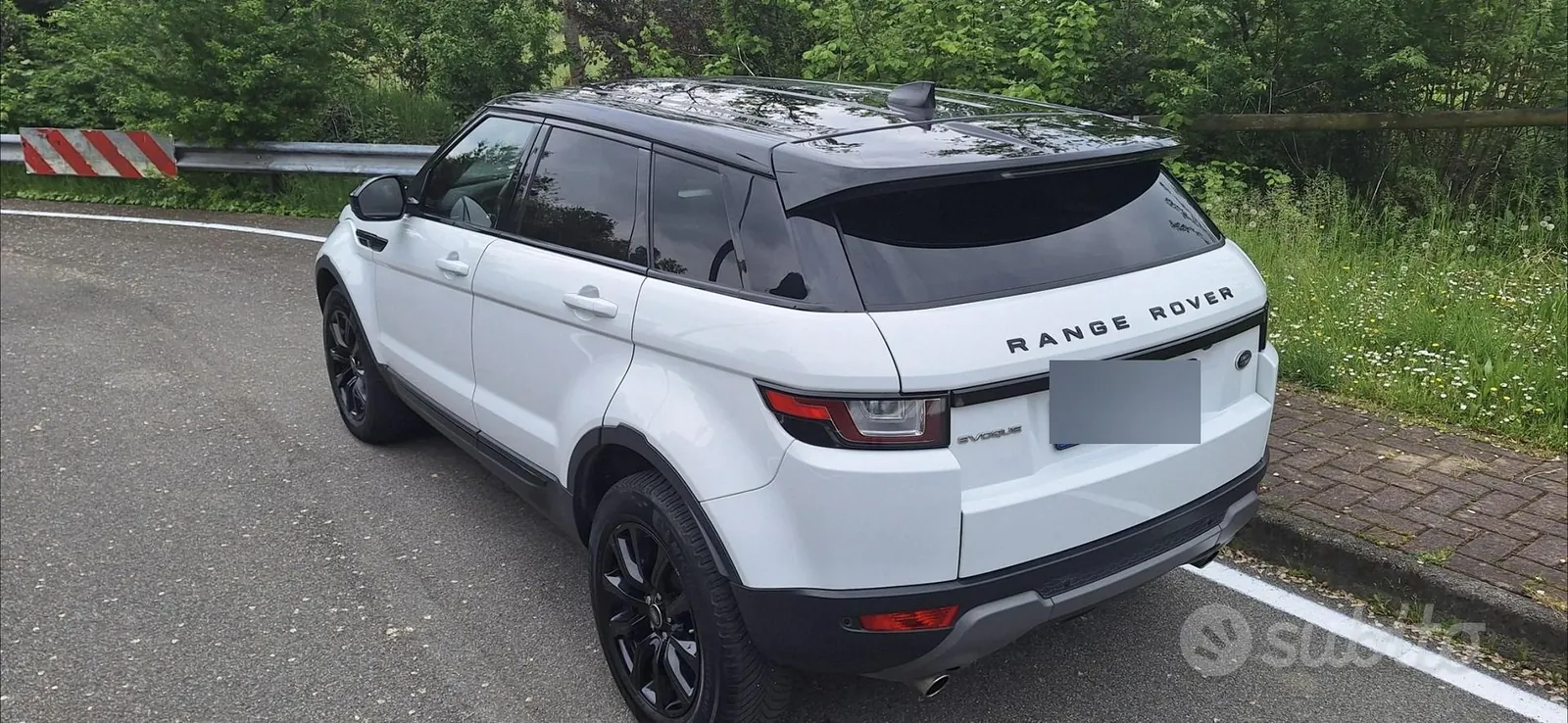 Land Rover Range Rover Evoque 2019 photo 3