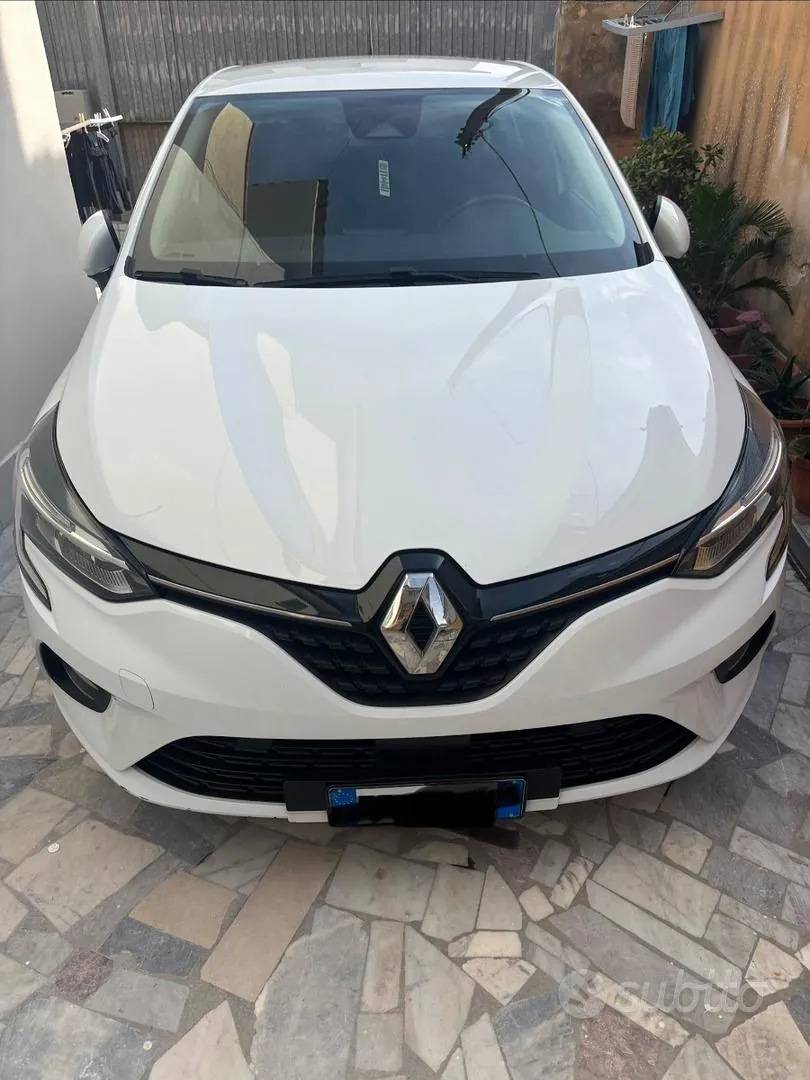 Renault Clio 2019 photo 2