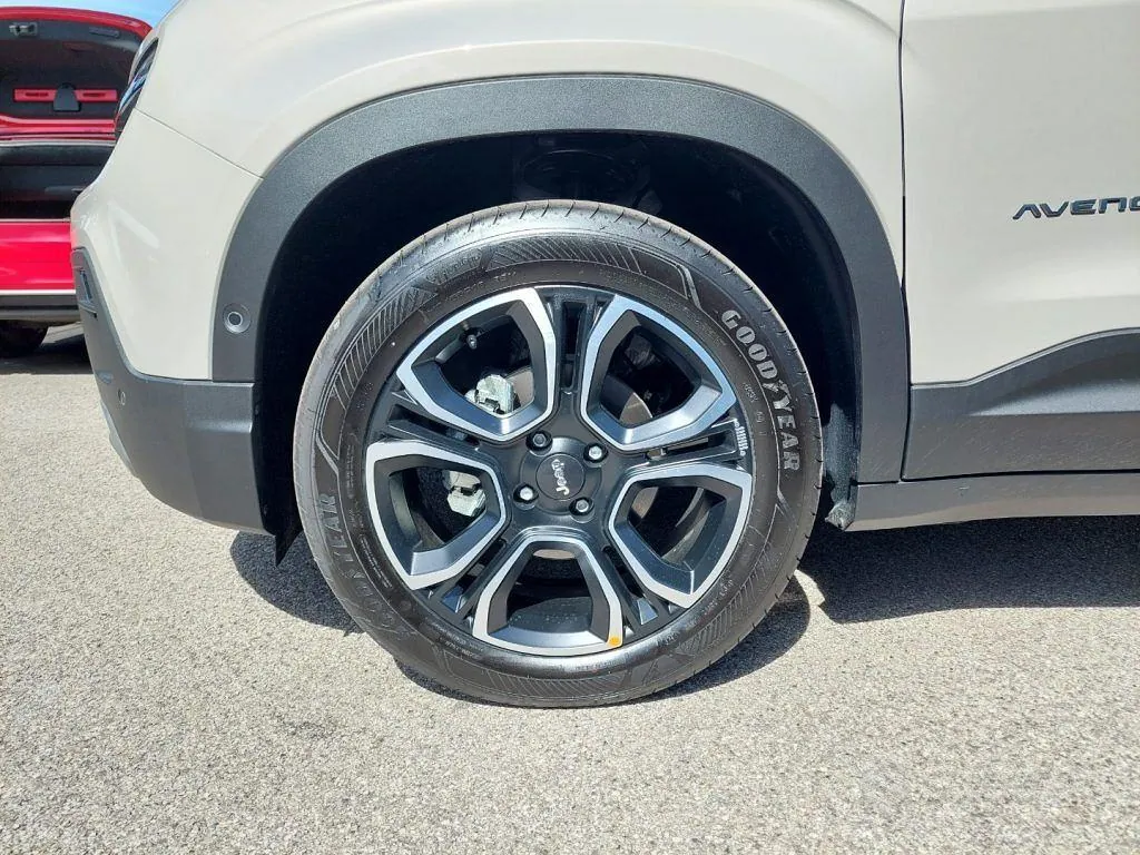 Jeep Avenger 2025 photo 4