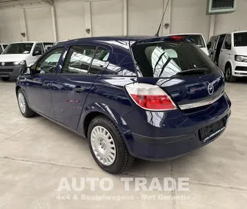 Opel Astra 2004 photo 3