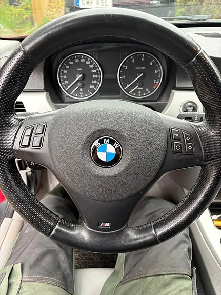 BMW 320I 2011 photo 5