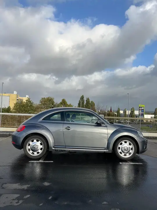 Volkswagen Beetle 2012 photo 4