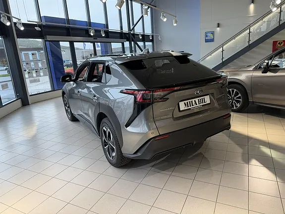 Subaru Solterra 2023 photo 3