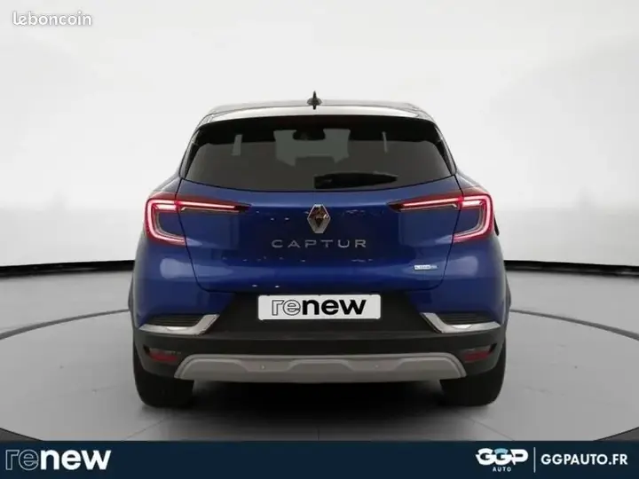 Renault Captur 2022 photo 4