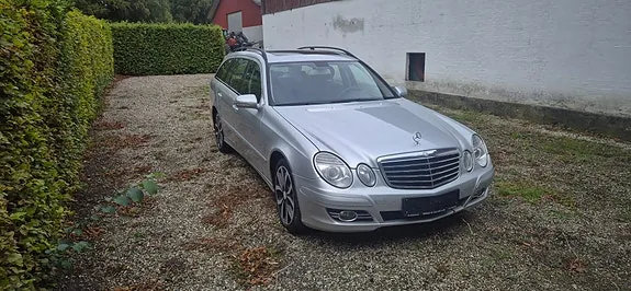Mercedes-Benz E220 2007 photo 3