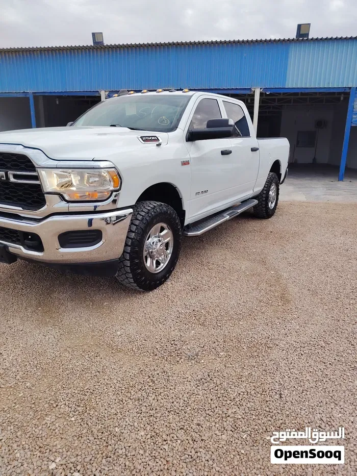Dodge Ram 2500 2022 photo 2