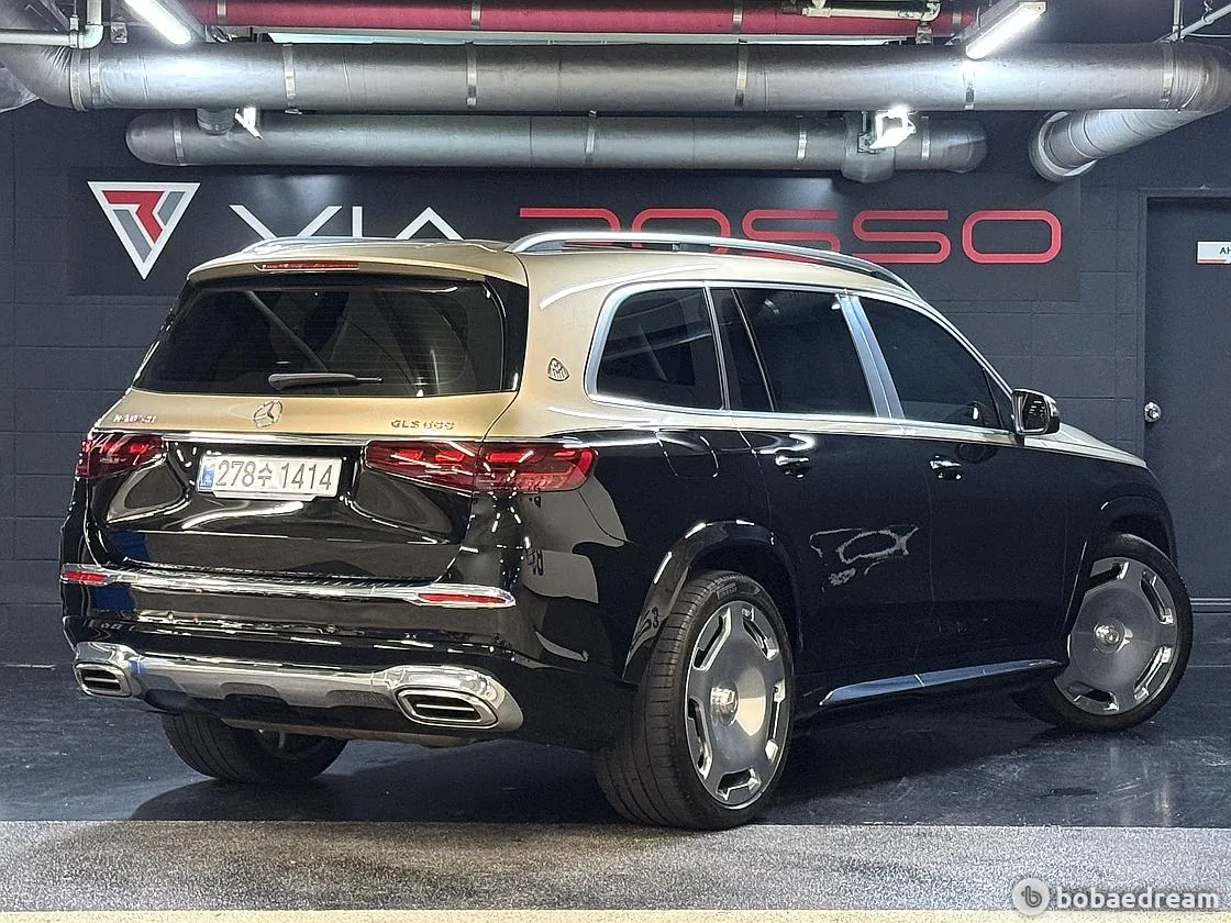 Mercedes-Benz Maybach Gls 600 2024 photo 3