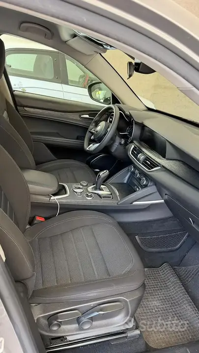Alfa Romeo Stelvio 2020 photo 4