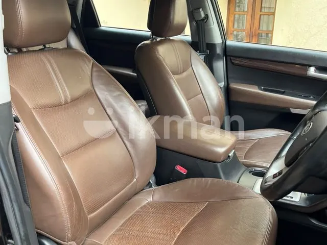 Kia Sorento 2012 photo 2
