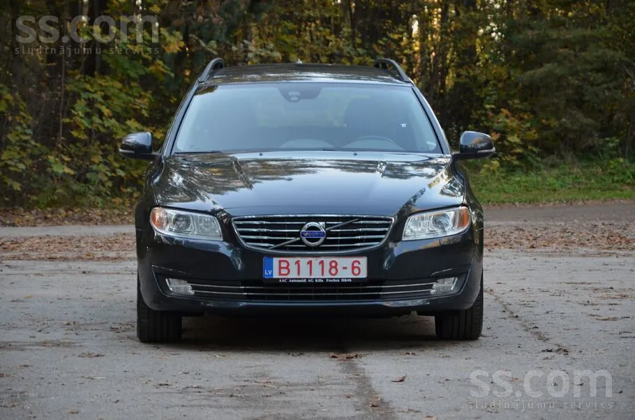 Volvo V70 2014 photo 2