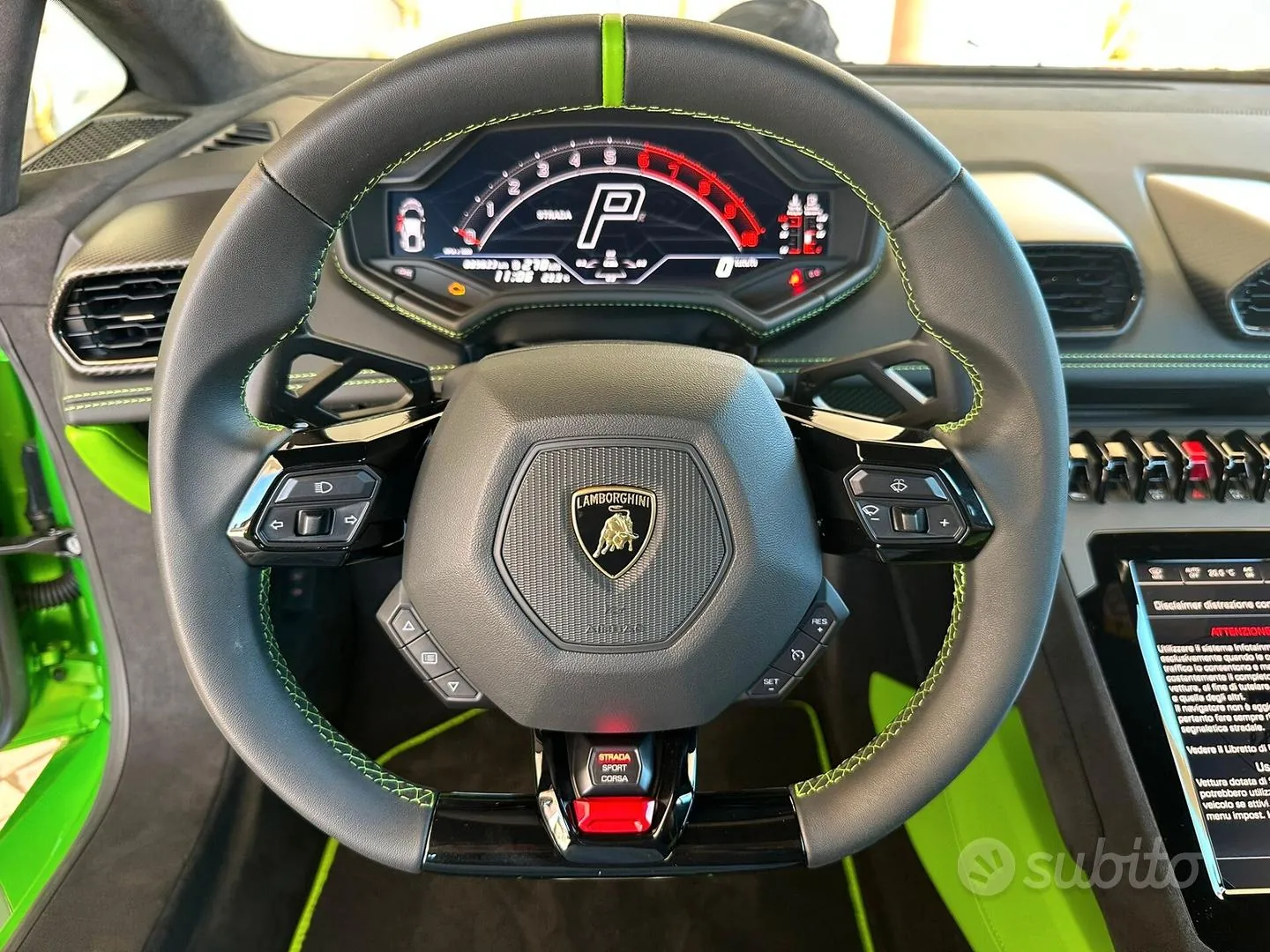 Lamborghini Huracán 2024 photo 2