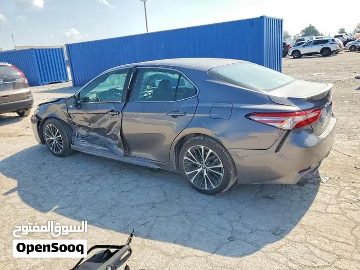Toyota Camry 2018 photo 2
