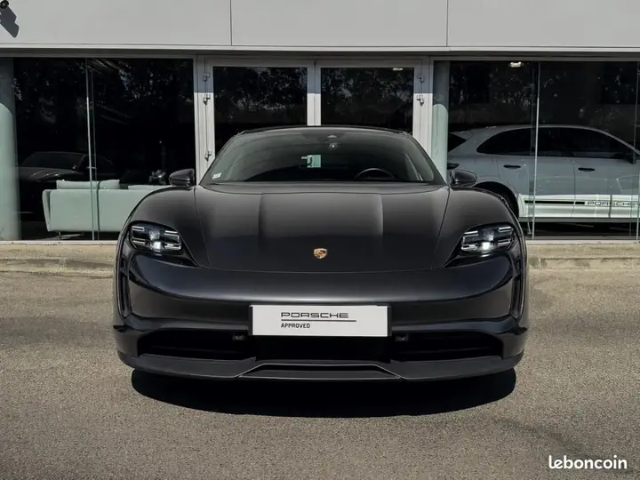 Porsche Taycan 2020 photo 5
