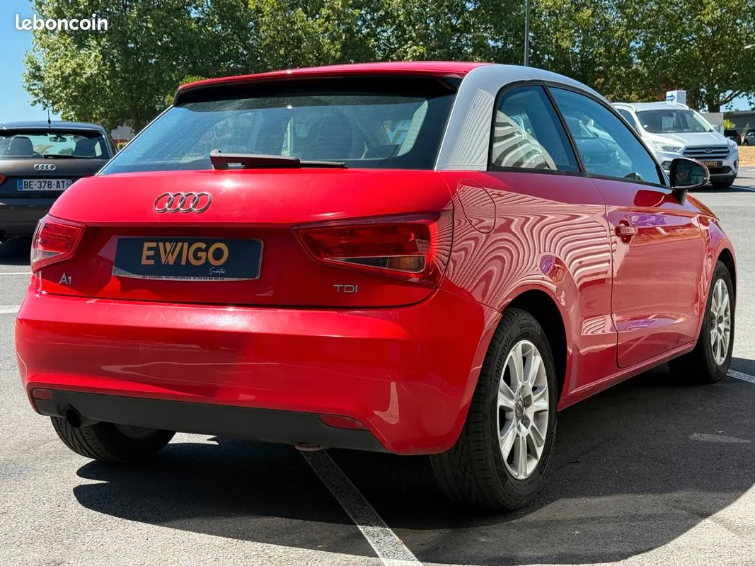 Audi A1 2013 photo 2