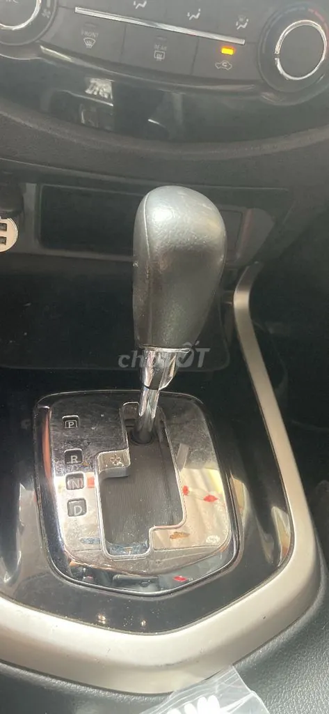 Nissan Navara 2017 photo 2