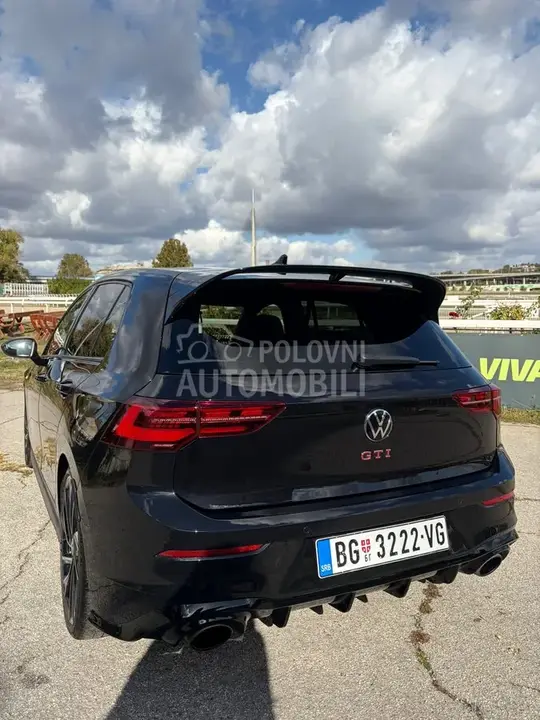 Volkswagen Golf 8 2023 photo 3