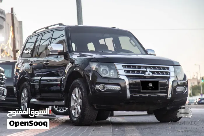 Mitsubishi Pajero 2016 photo 2