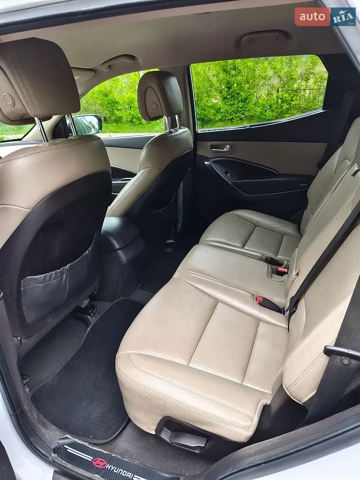 Hyundai Santa Fe 2013 photo 3