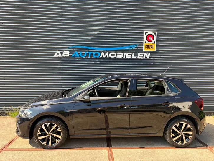 Volkswagen Polo 2022 photo 2