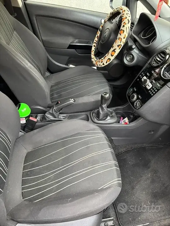 Opel Corsa 2011 photo 4