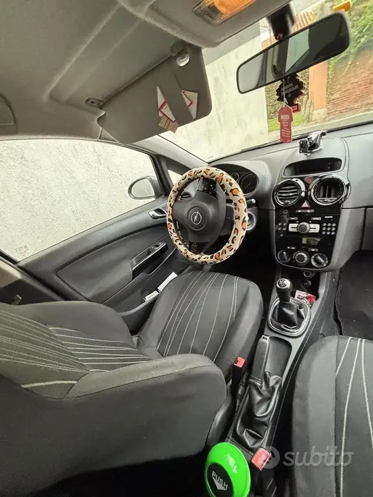 Opel Corsa 2011 photo 5