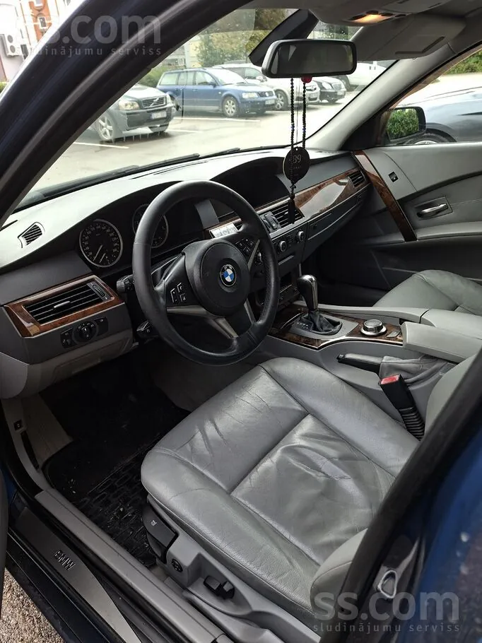 BMW 525 2007 photo 2