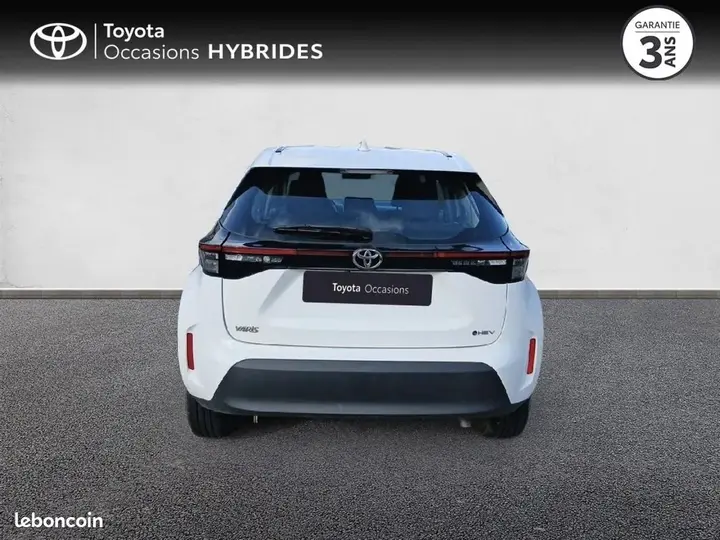 Toyota Yaris Cross 2024 photo 4