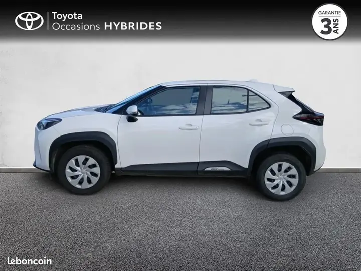Toyota Yaris Cross 2024 photo 3