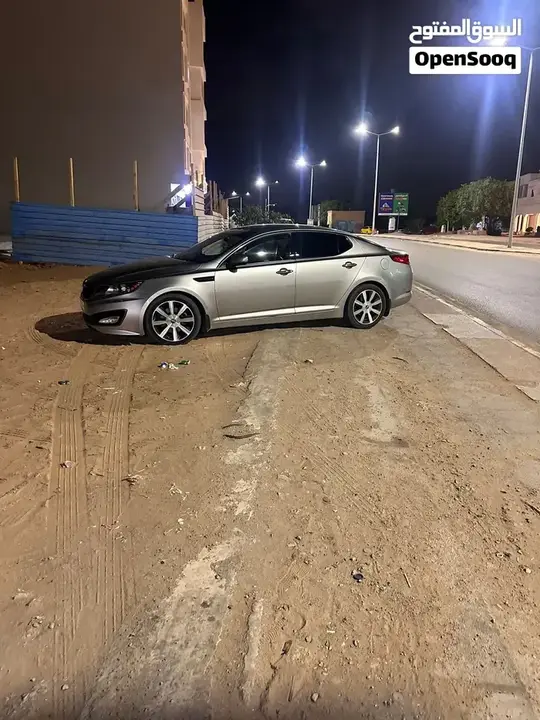 Kia K5 2011 photo 2
