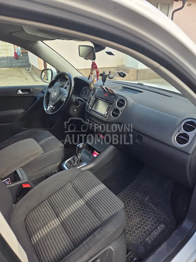 Volkswagen Tiguan 2011 photo 5