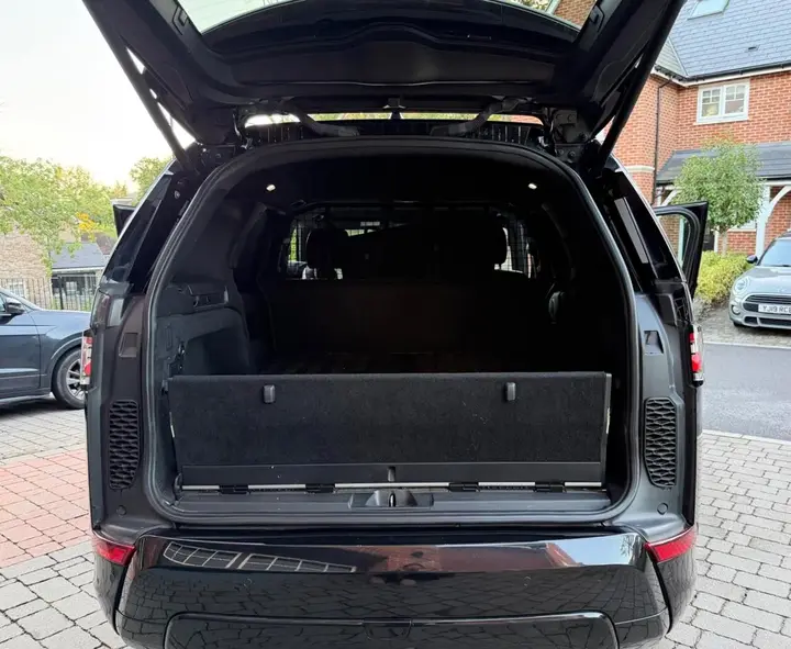 Land Rover Discovery 2018 photo 4