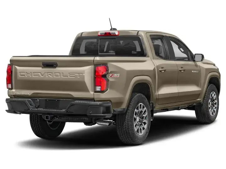 Chevrolet Colorado 2023 photo 2