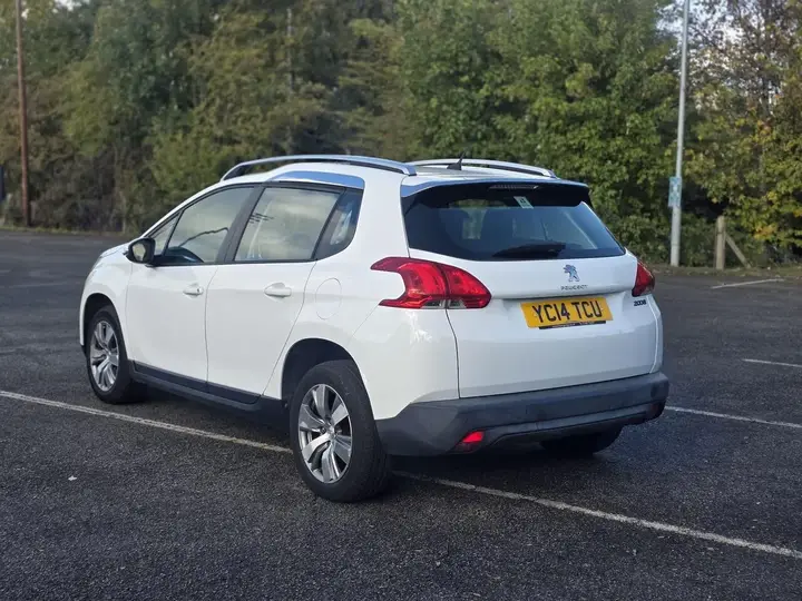 Peugeot 2008 2014 photo 4