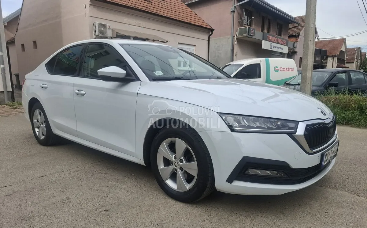 Skoda Octavia 2022 photo 3