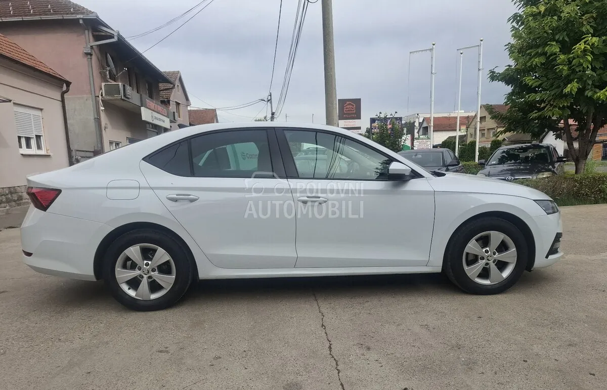 Skoda Octavia 2022 photo 5