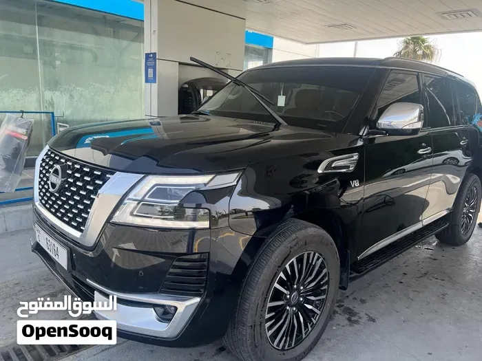 Nissan Patrol 2011 photo 4