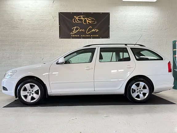 Skoda Octavia 2013 photo 2