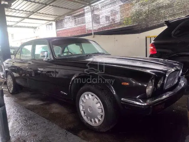 Jaguar Xj6