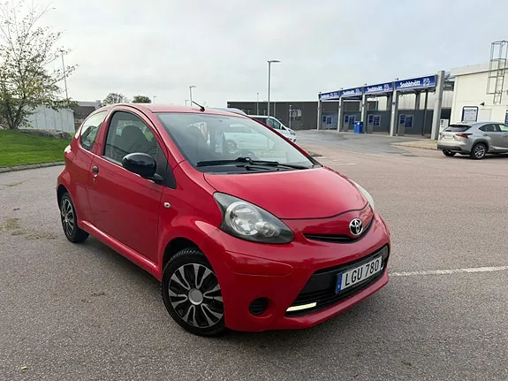 Toyota Aygo 2012 photo 2