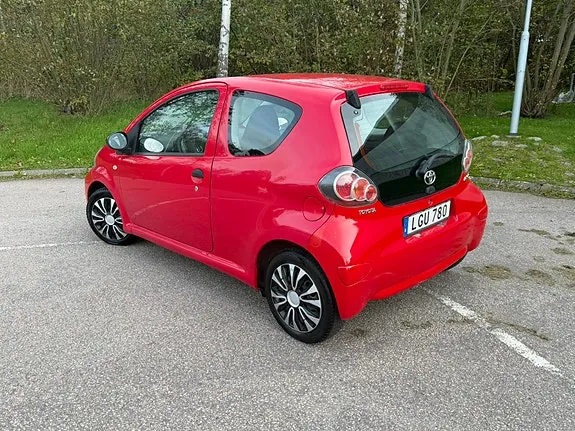 Toyota Aygo 2012 photo 4