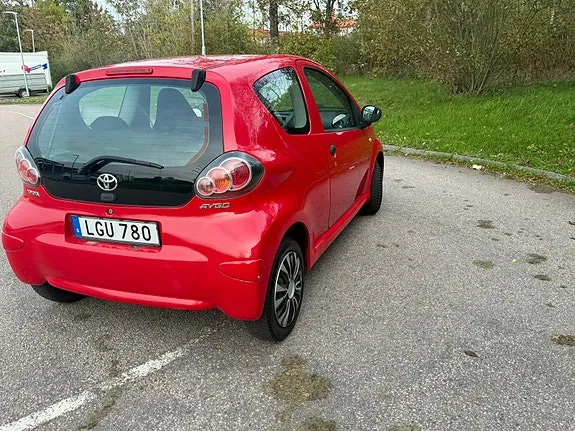 Toyota Aygo 2012 photo 3