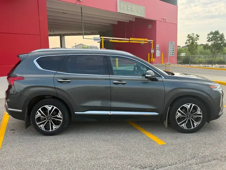 Hyundai Santa Fe 2019 photo 3