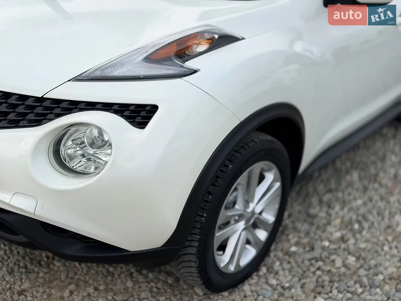 Nissan Juke 2015 photo 5