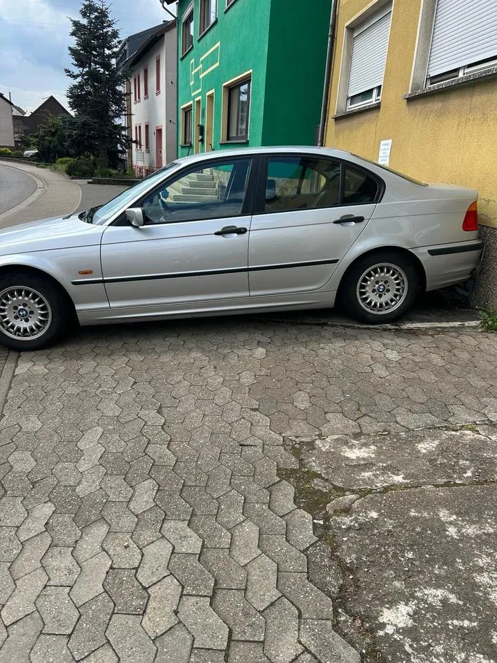 BMW 316I